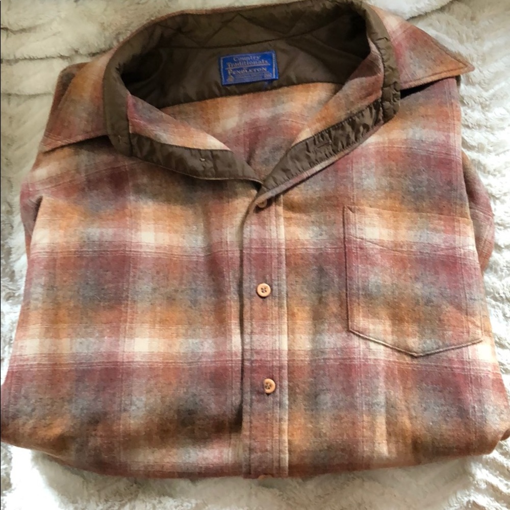 Pendleton’s Men’s Wool Button Up